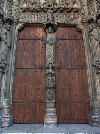 chartres_36